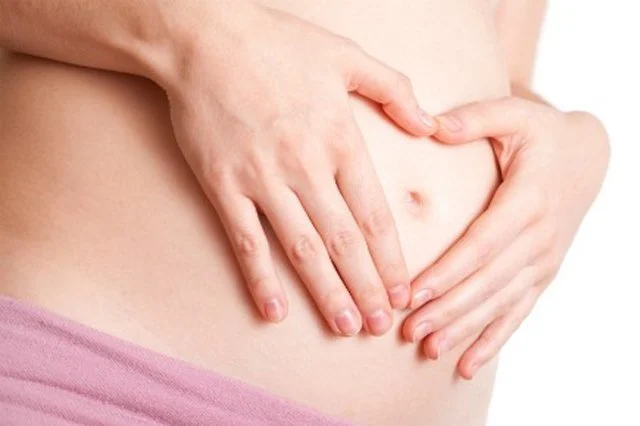 Phụ nữ thời xưa dựa vào những mẹo vặt để nhận biết có thai